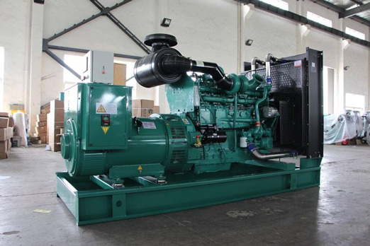 五湖渔场320kw康明斯柴油发电车出租组图片 五湖渔场320kw康明斯柴油发电车出租组图片